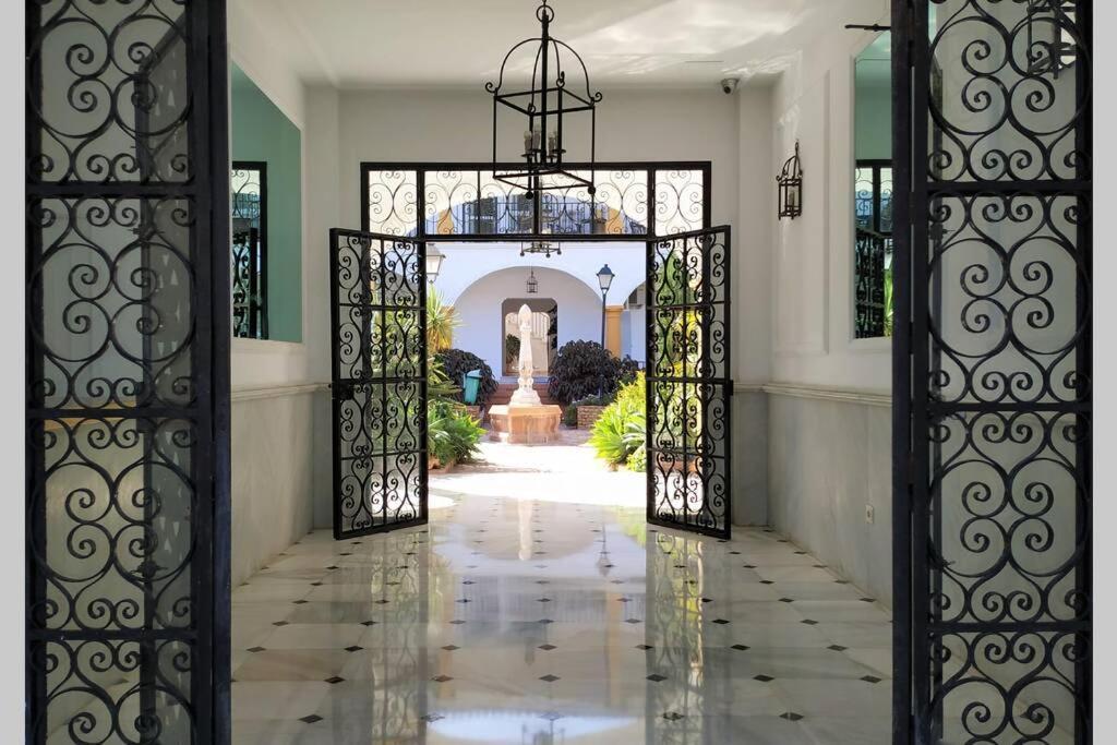 2021 Doña Carlota Luxury Studio With Pool And Gardens Torremolinos Exterior foto